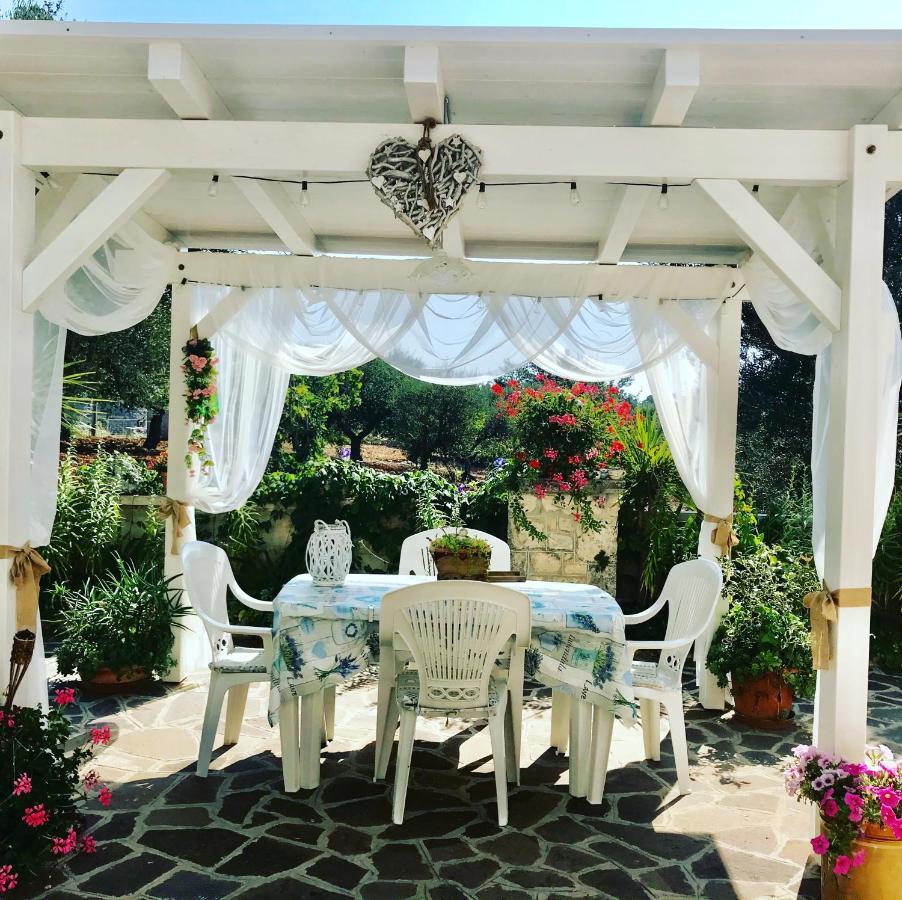מלון לוקורוטונדו Il Trullo Di Nonno Angelo San Marco מראה חיצוני תמונה