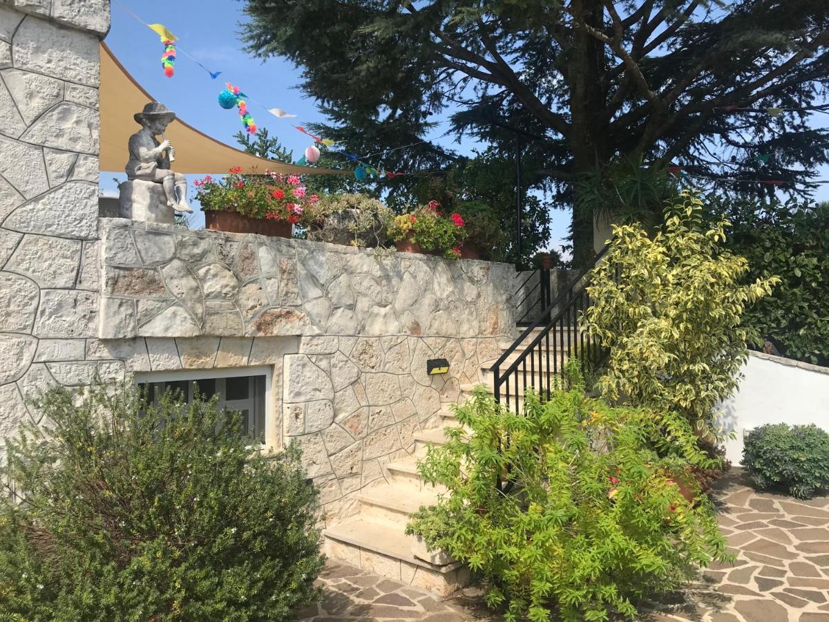 מלון לוקורוטונדו Il Trullo Di Nonno Angelo San Marco מראה חיצוני תמונה