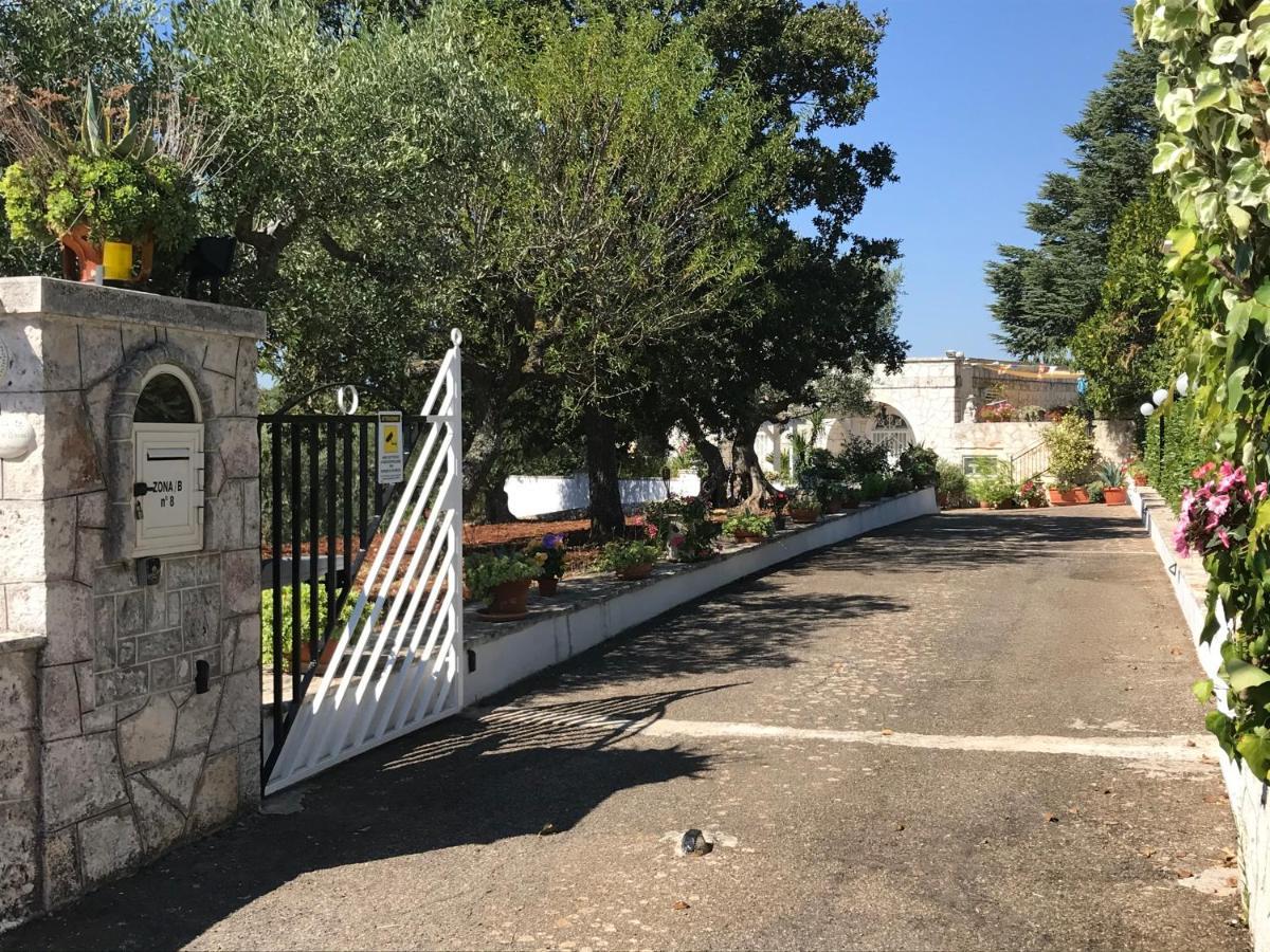 מלון לוקורוטונדו Il Trullo Di Nonno Angelo San Marco מראה חיצוני תמונה