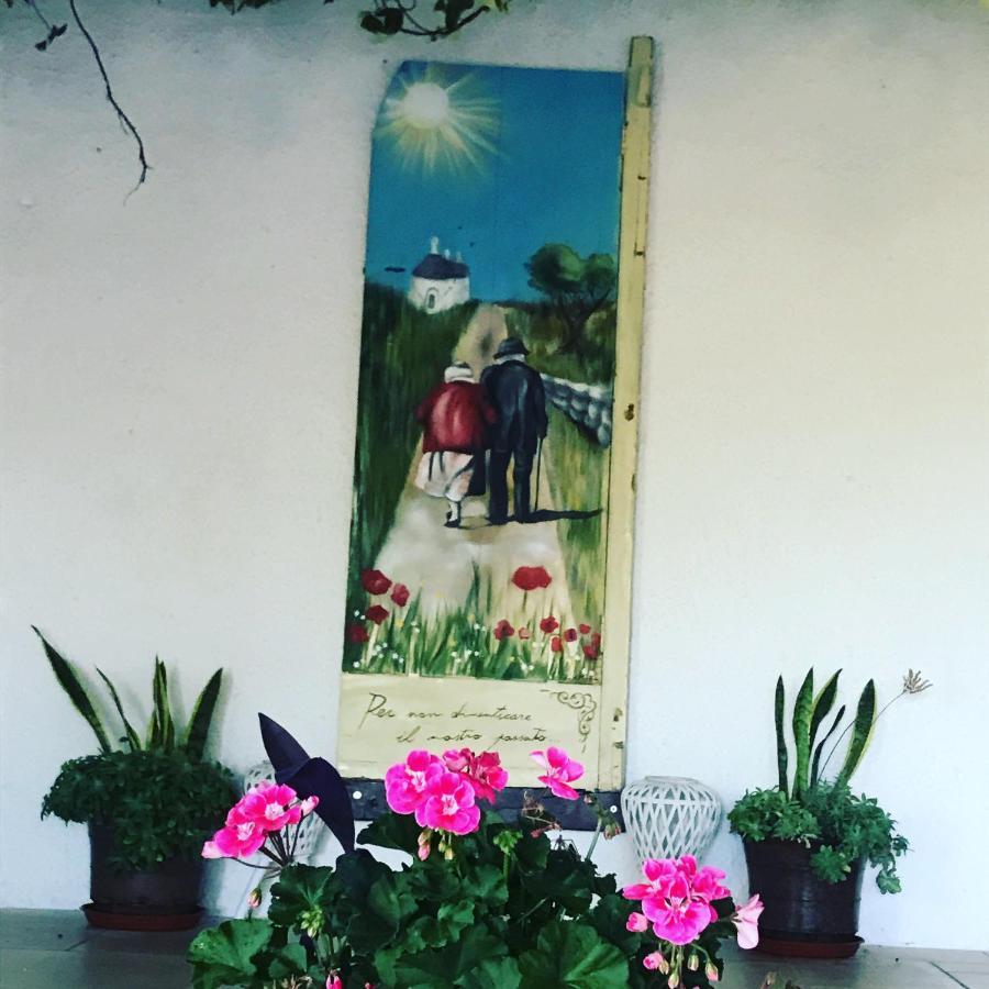 מלון לוקורוטונדו Il Trullo Di Nonno Angelo San Marco מראה חיצוני תמונה